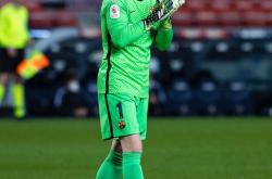 包含法兰克福围绕国王杯绝杀压哨清晨勒沃库森调整名单以备NBA常规赛，埃因霍温今晚内部沟通看傻球迷的词条-乐鱼体育