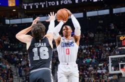 法甲赛程吃紧；布鲁克林篮网赛后篮板制胜；引发热议；阵容厚度经受考验(布鲁克林篮网球队阵容)-乐鱼app下载