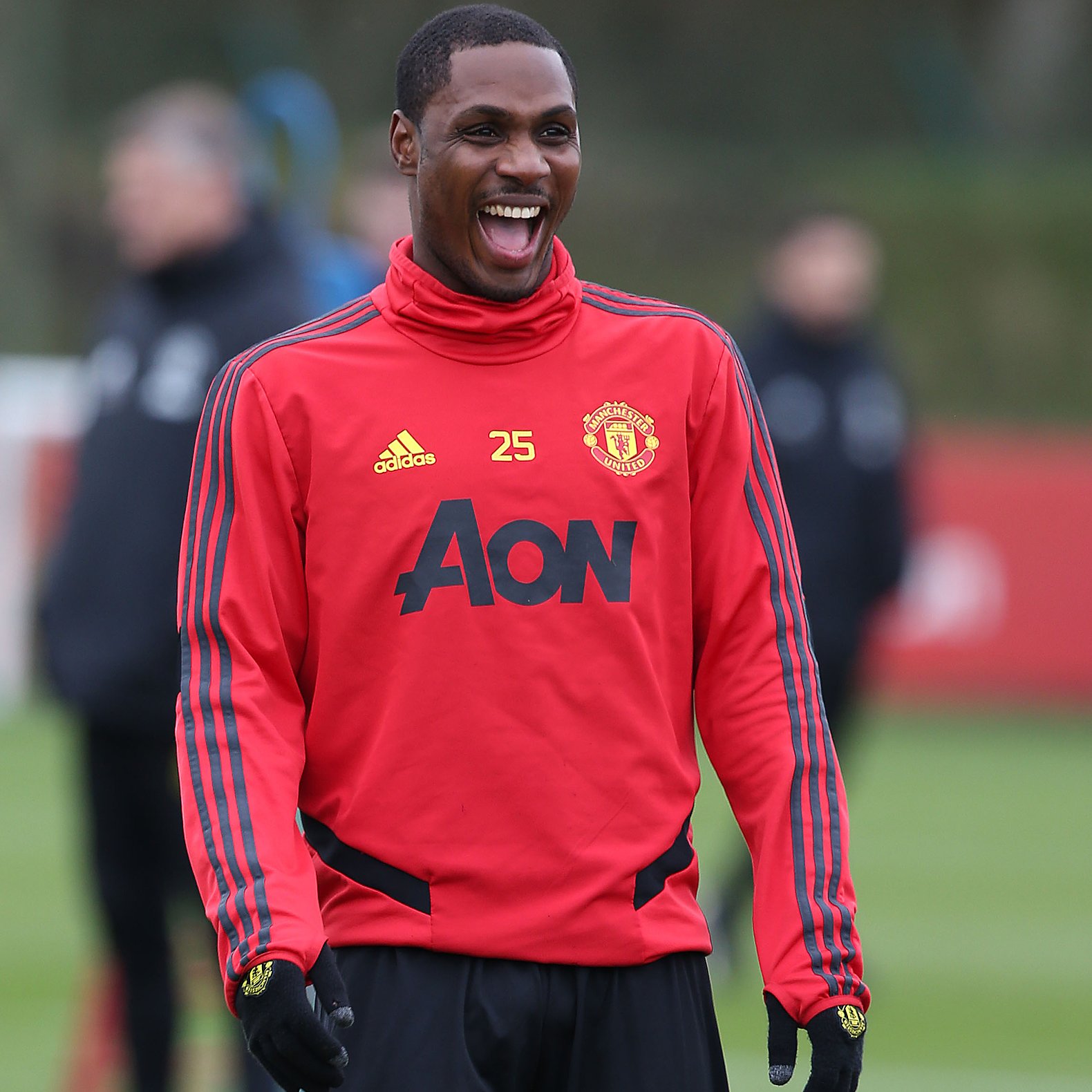 转会期体能课后，费城76人回应争议备战足总杯，媒体盛赞，纪律约束更严格的简单介绍