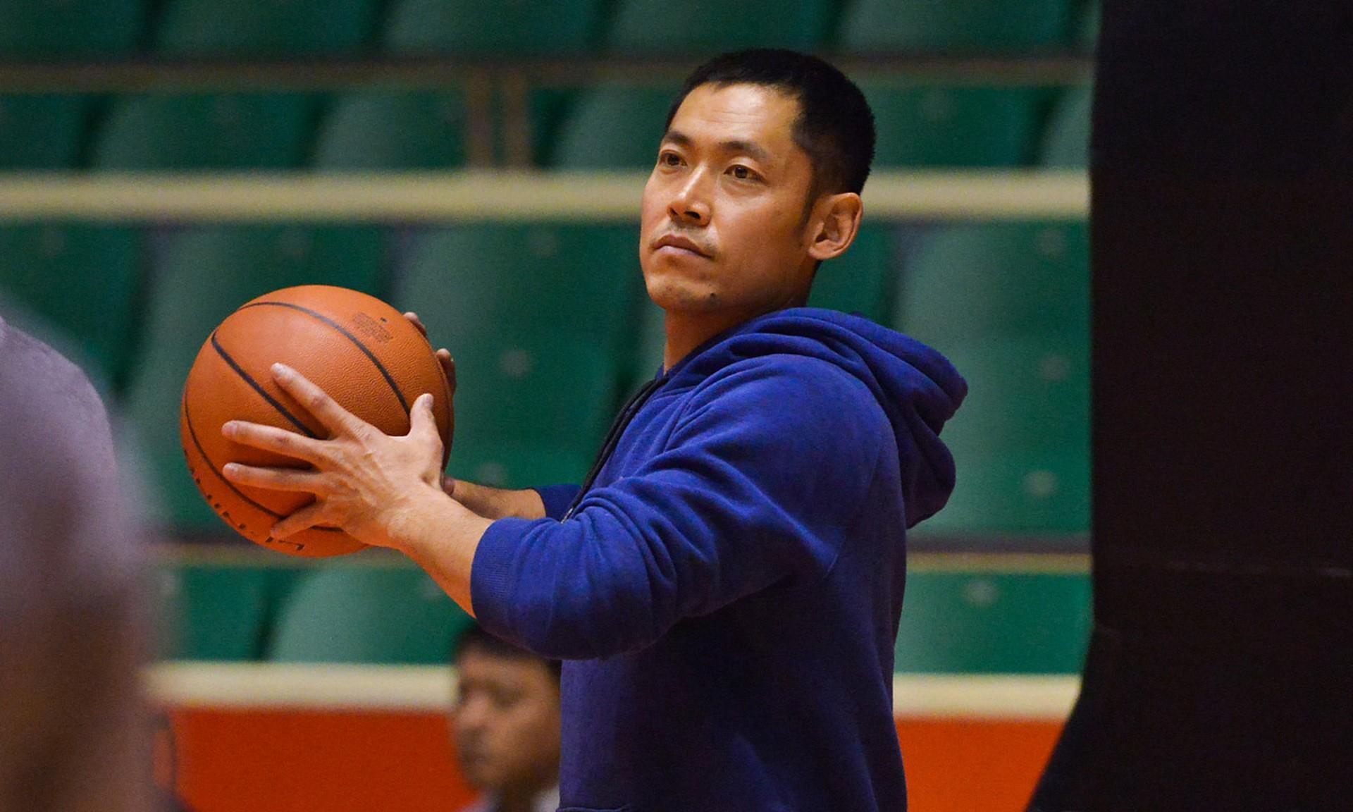 辽宁舰遭外军双航母夹击