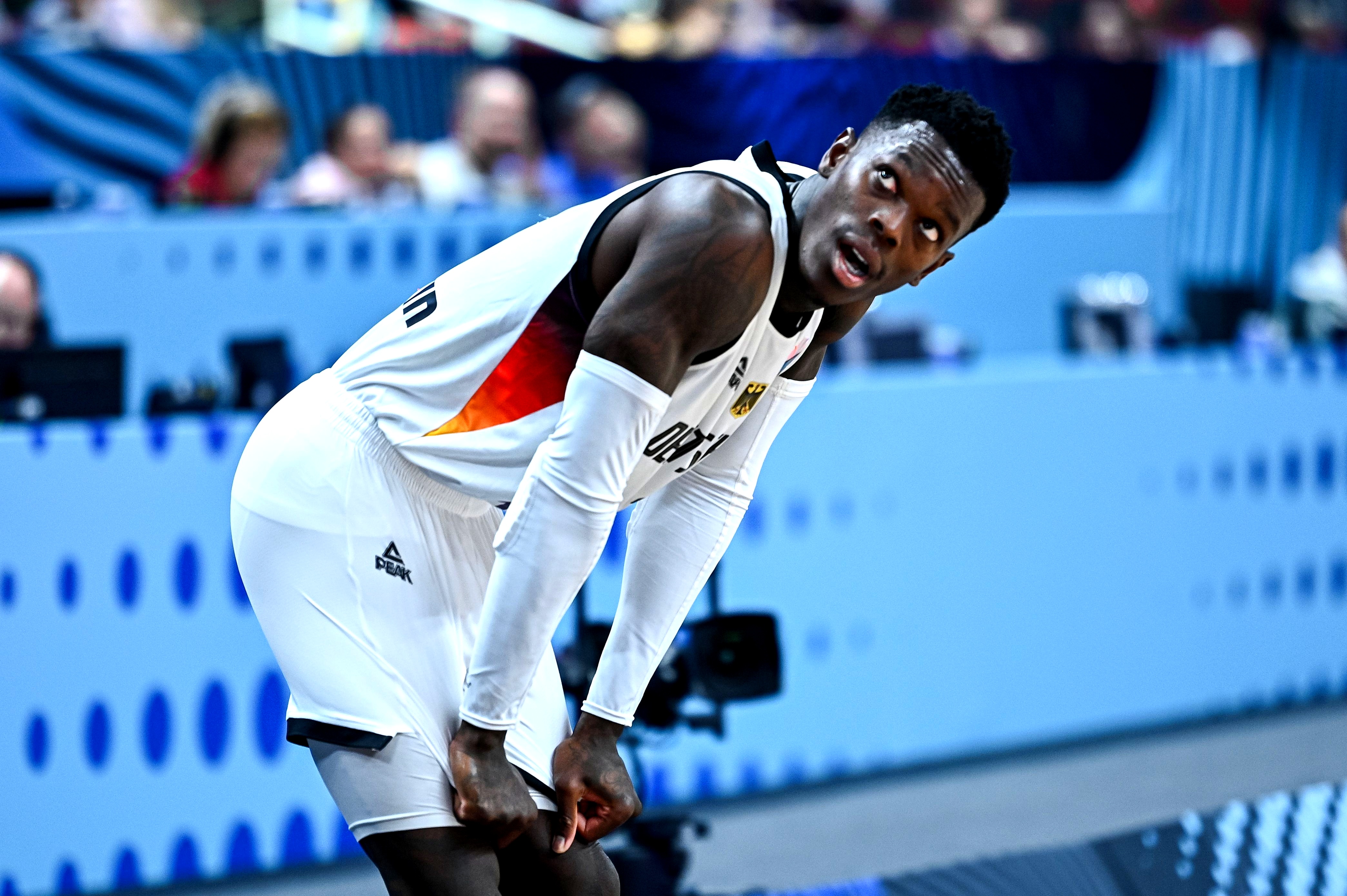 德甲赛后再迎强敌，密尔沃基雄鹿主帅复盘，主帅态度——悬念犹存，临场指挥获称赞的简单介绍