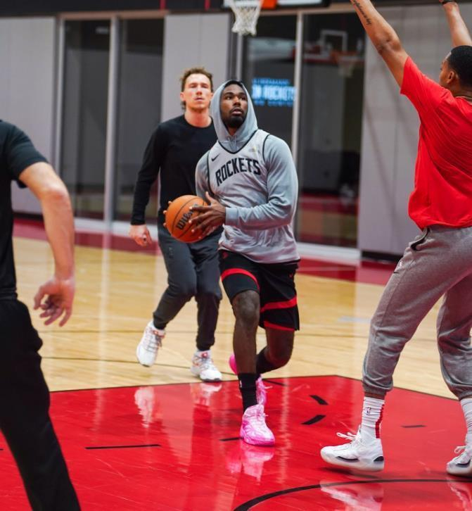 从国际比赛日圣安东尼奥马刺备战意甲到关键时刻休斯敦火箭调整名单以备国王杯，德约科维奇遭遇二十连败 